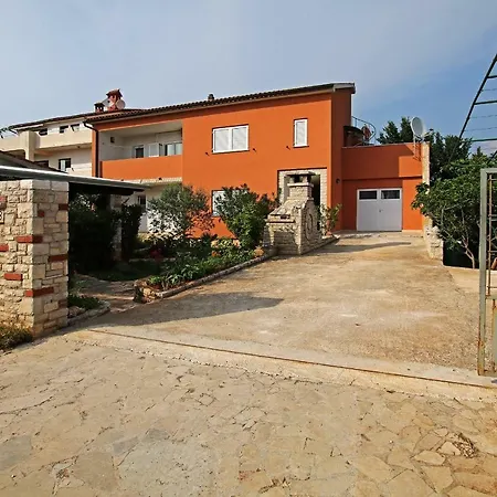 Valmas Апартаменти