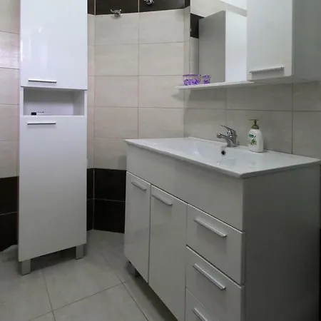 Apartment Valmas
