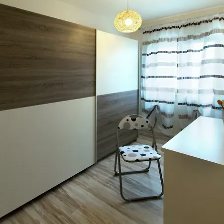 Valmas Apartment Pula