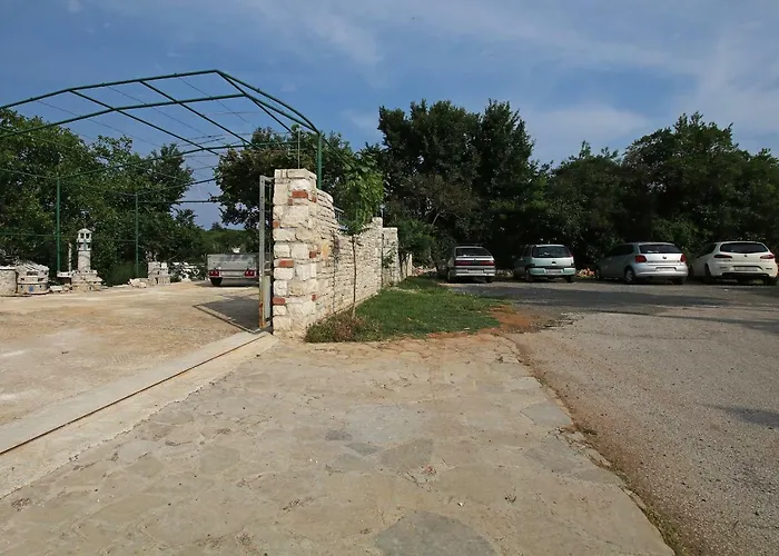 Apartamento Valmas Pula